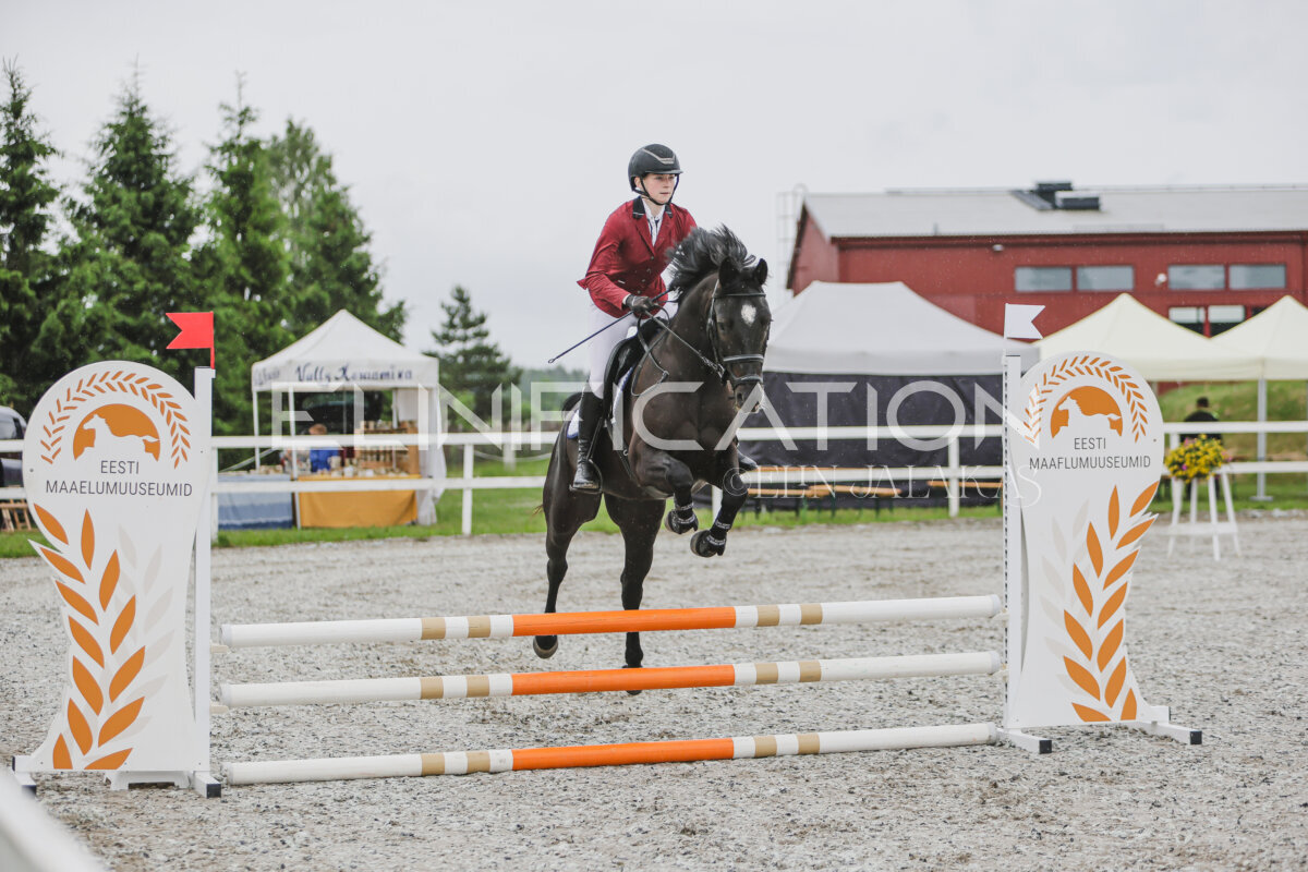 Tori_Karikas_2026_70_070