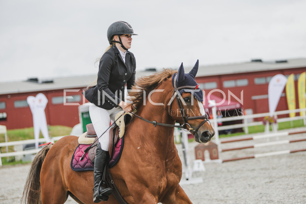 Tori_Karikas_2026_70_112