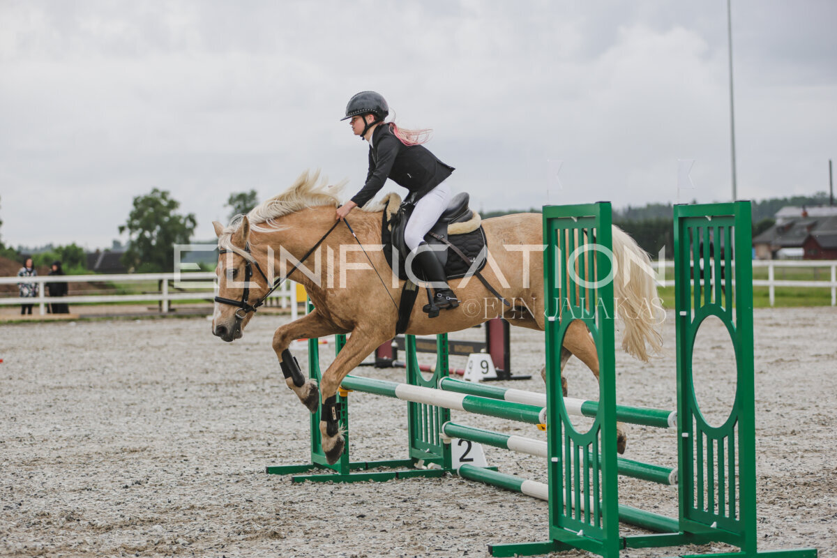 Tori_Karikas_2026_70_123