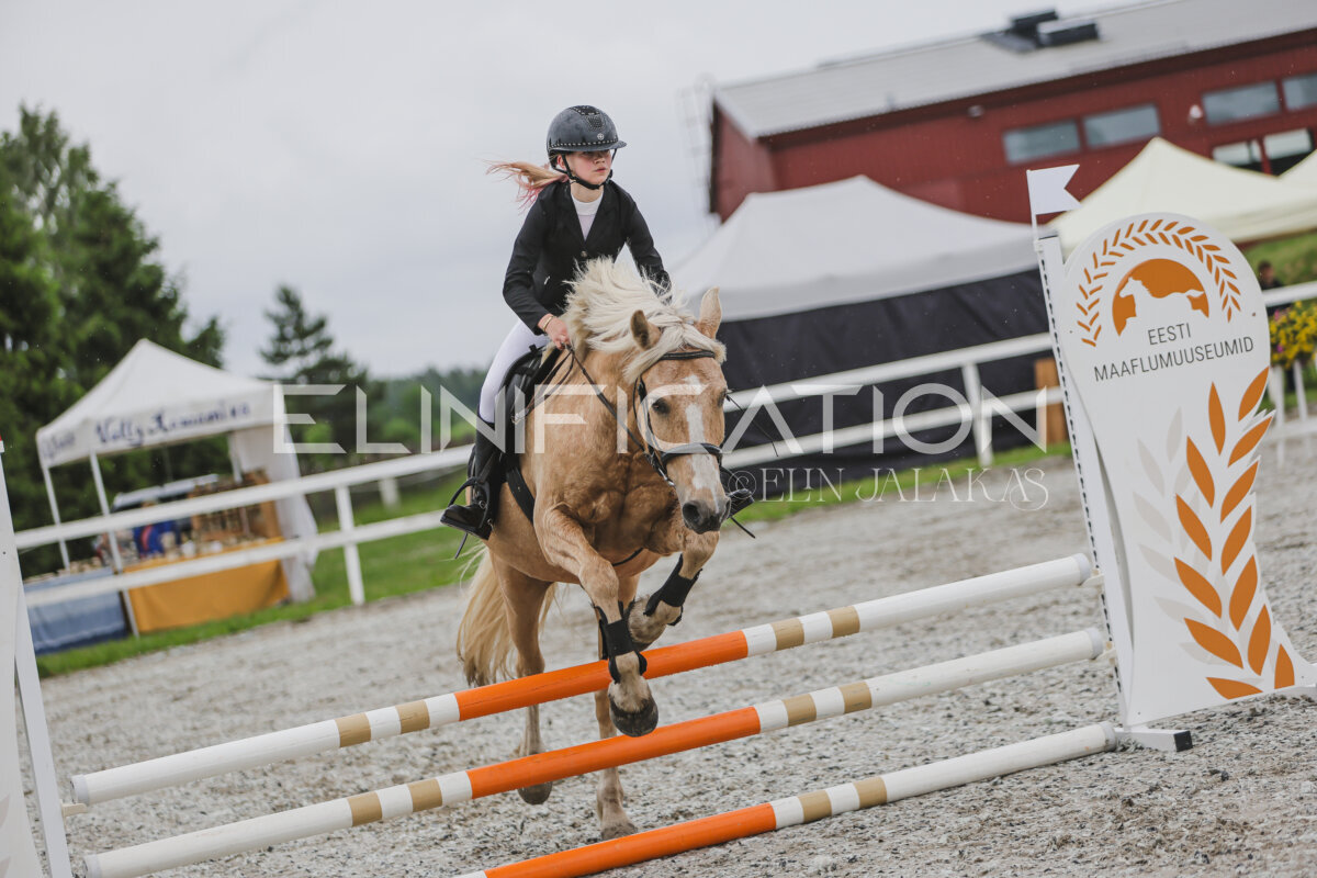 Tori_Karikas_2026_70_125