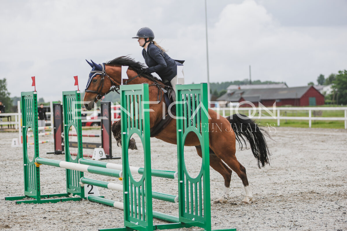 Tori_Karikas_2026_70_151