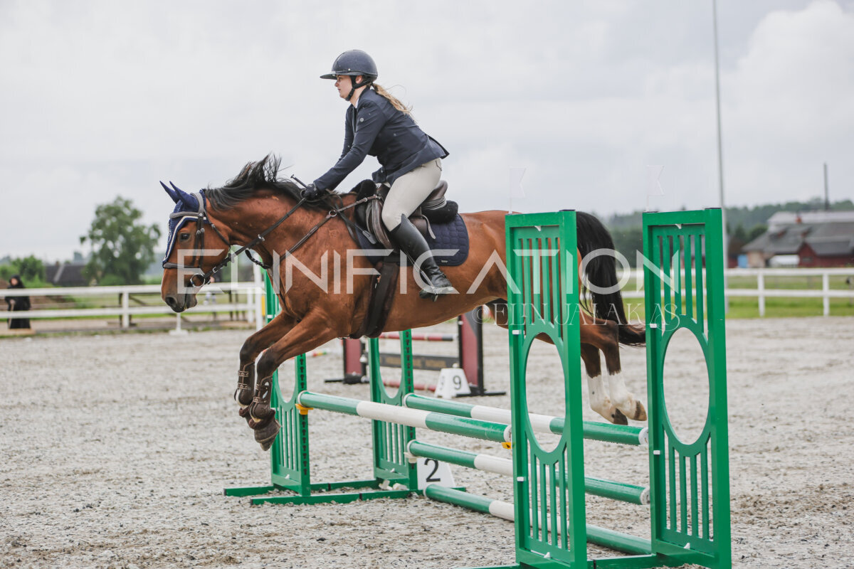 Tori_Karikas_2026_70_155