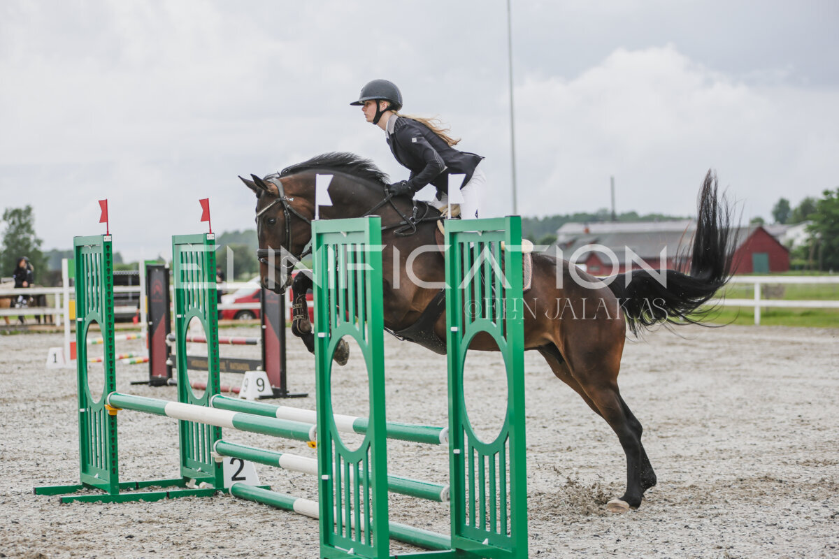 Tori_Karikas_2026_70_174