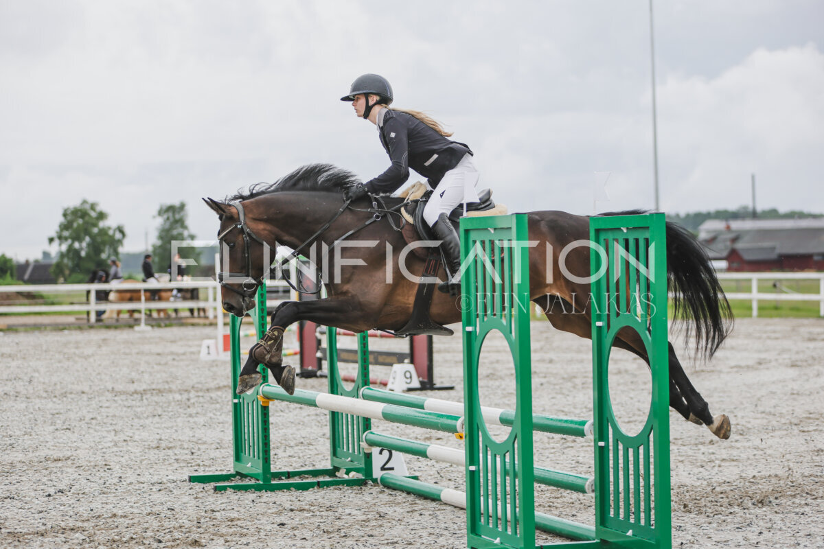 Tori_Karikas_2026_70_177