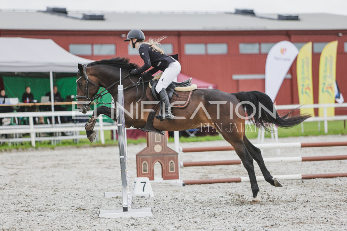 Tori_Karikas_2026_70_185