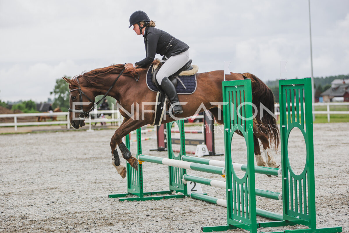 Tori_Karikas_2026_70_194
