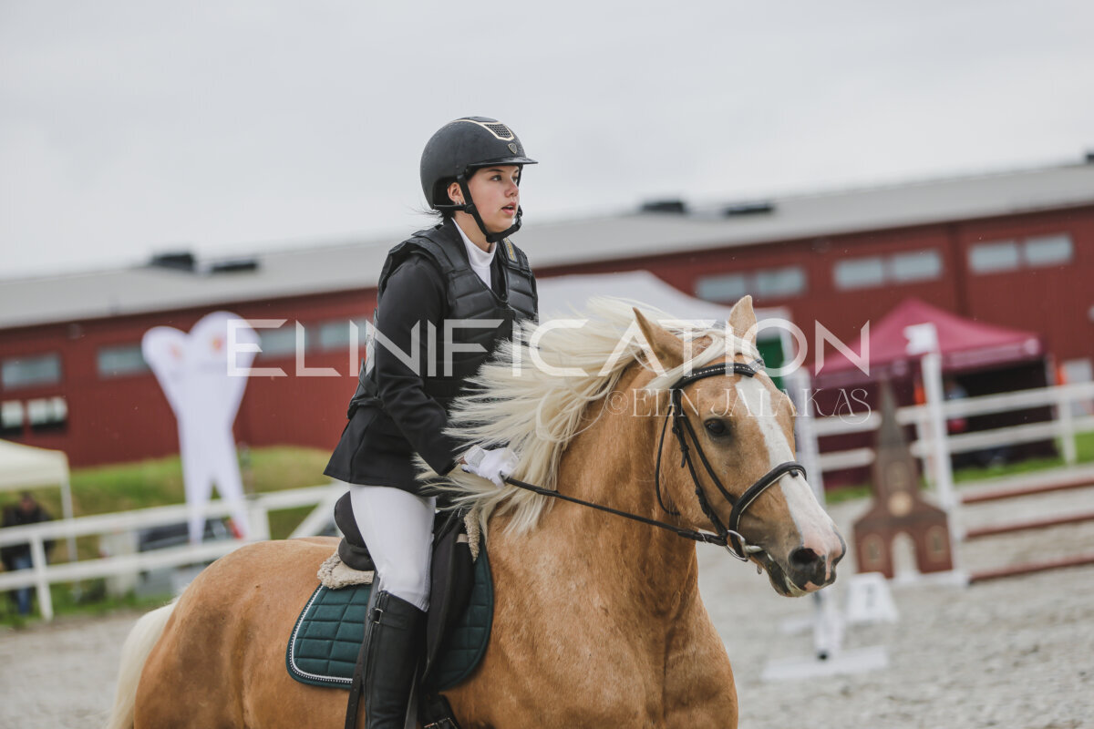 Tori_Karikas_2026_70_210