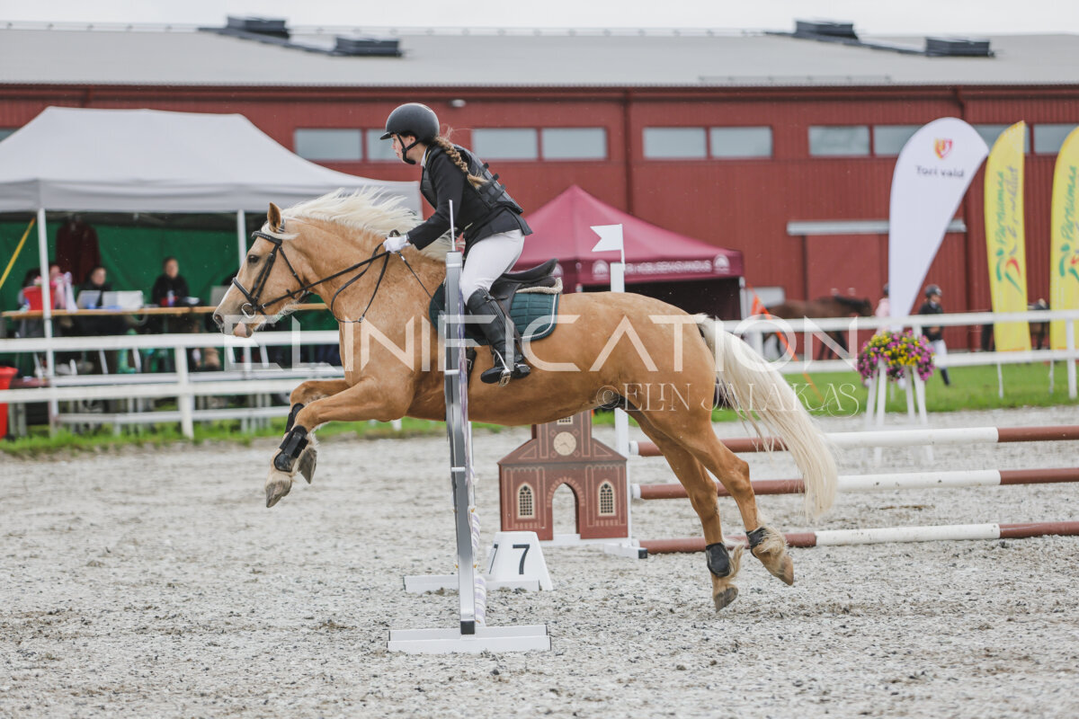 Tori_Karikas_2026_70_218