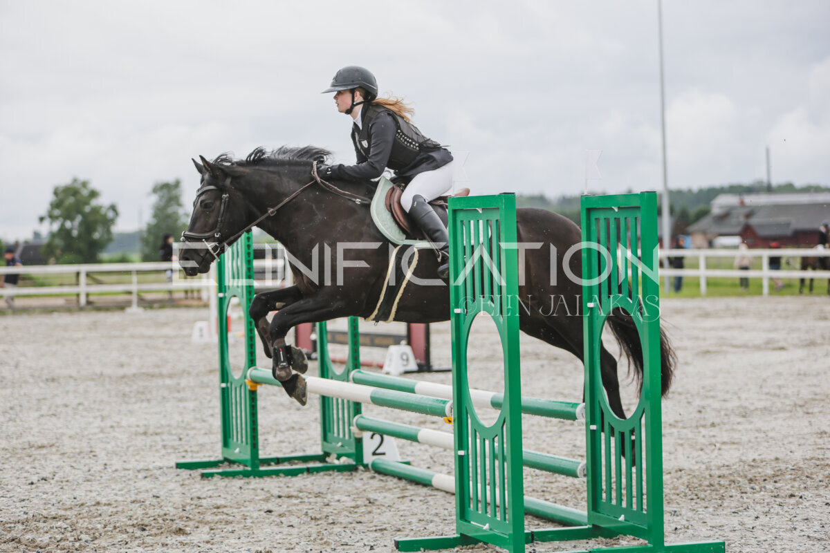 Tori_Karikas_2026_70_243