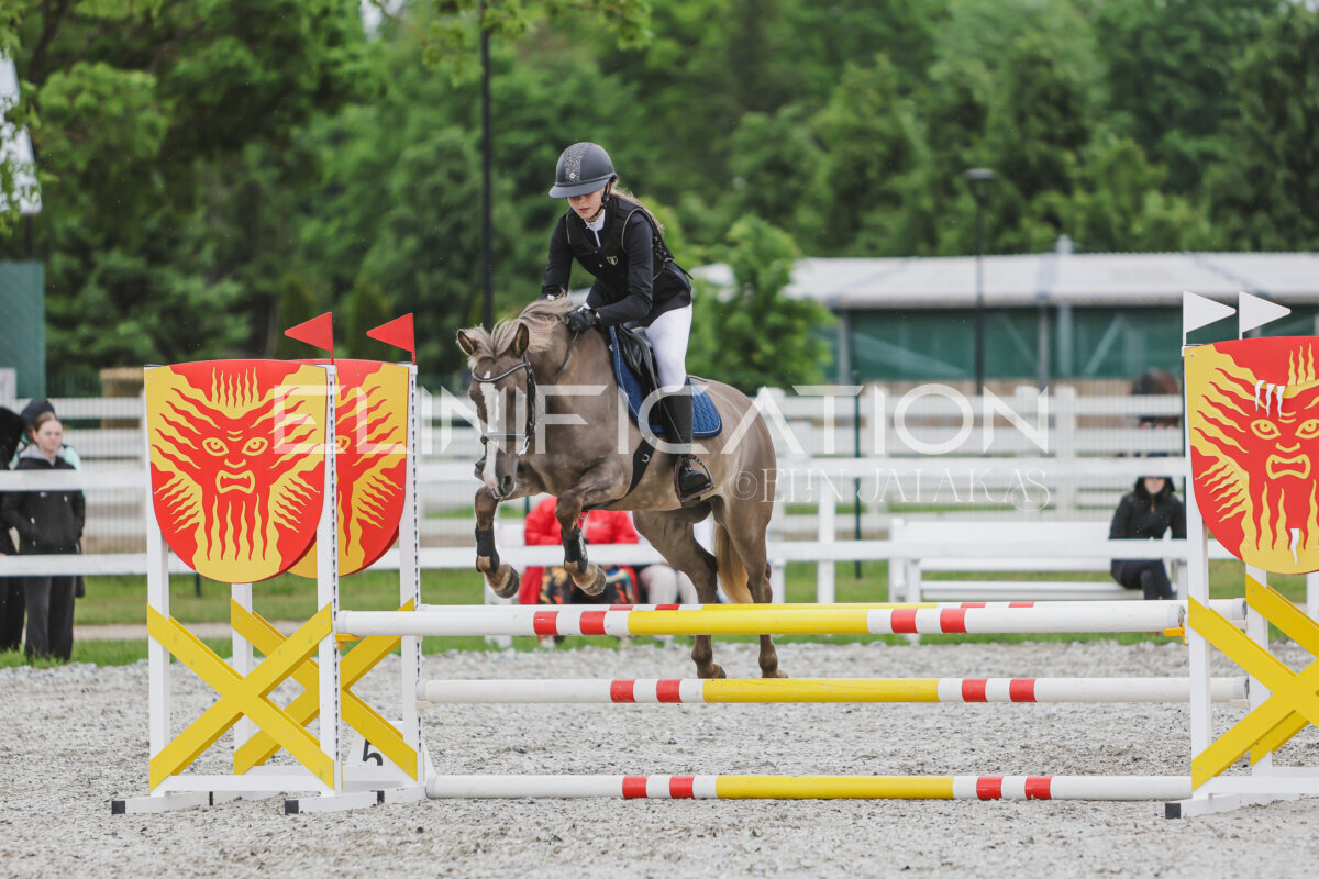 Tori_Karikas_2026_80_055
