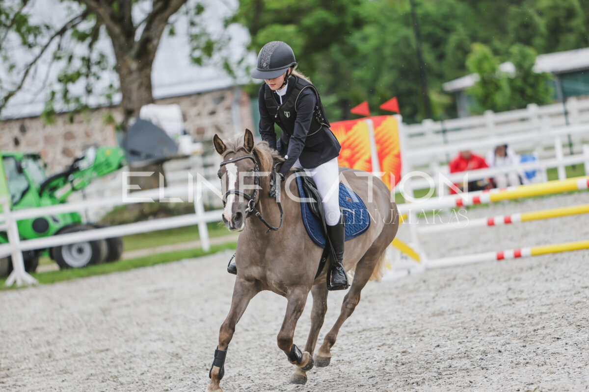 Tori_Karikas_2026_80_064