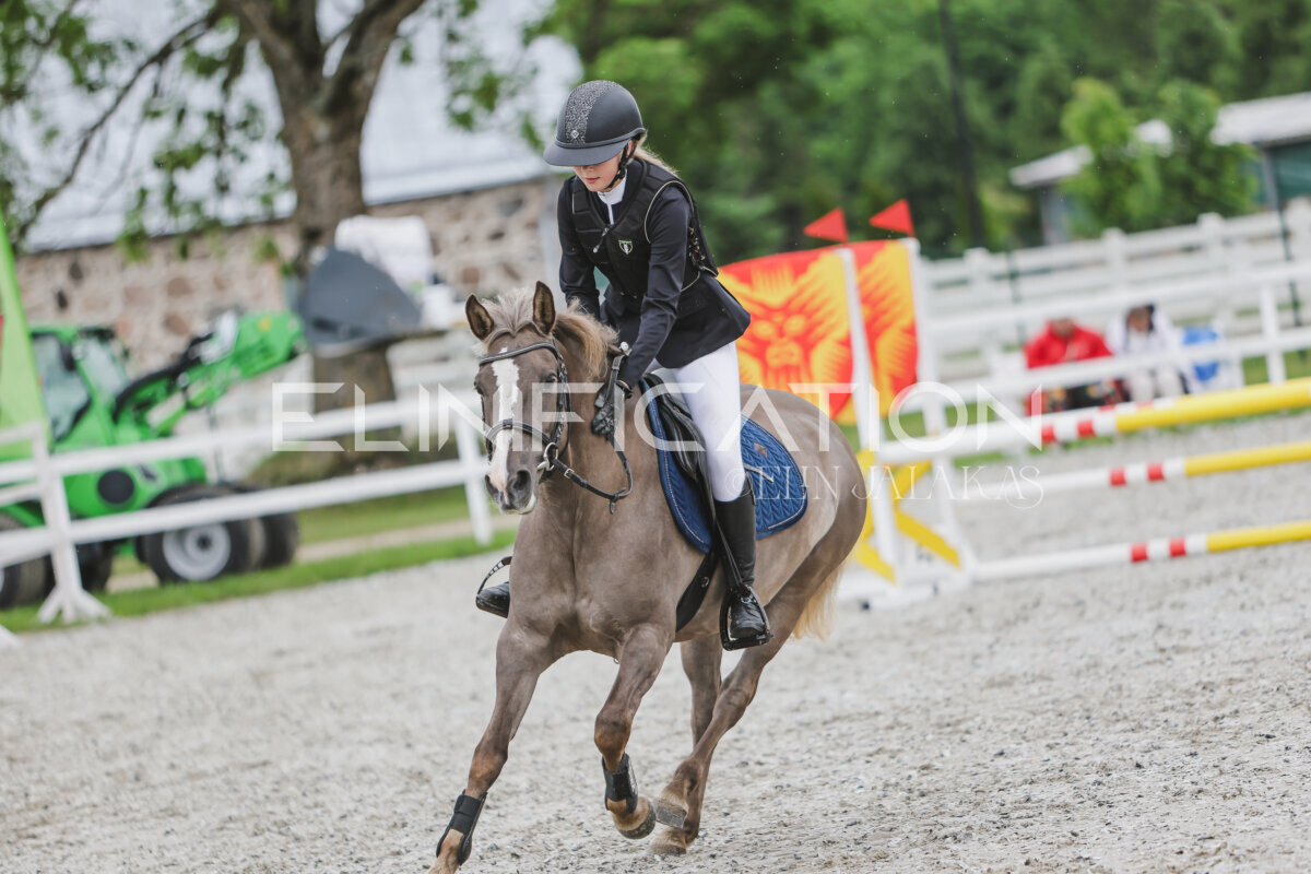 Tori_Karikas_2026_80_065