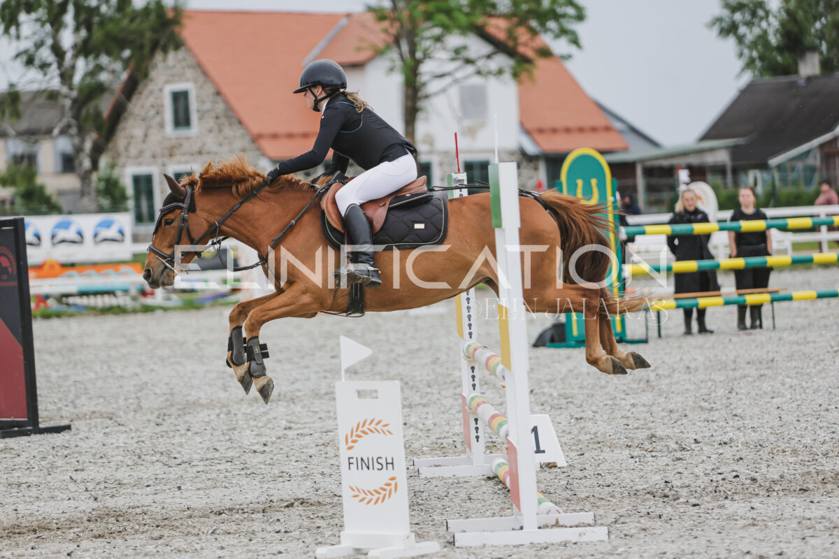 Tori_Karikas_2026_80_072