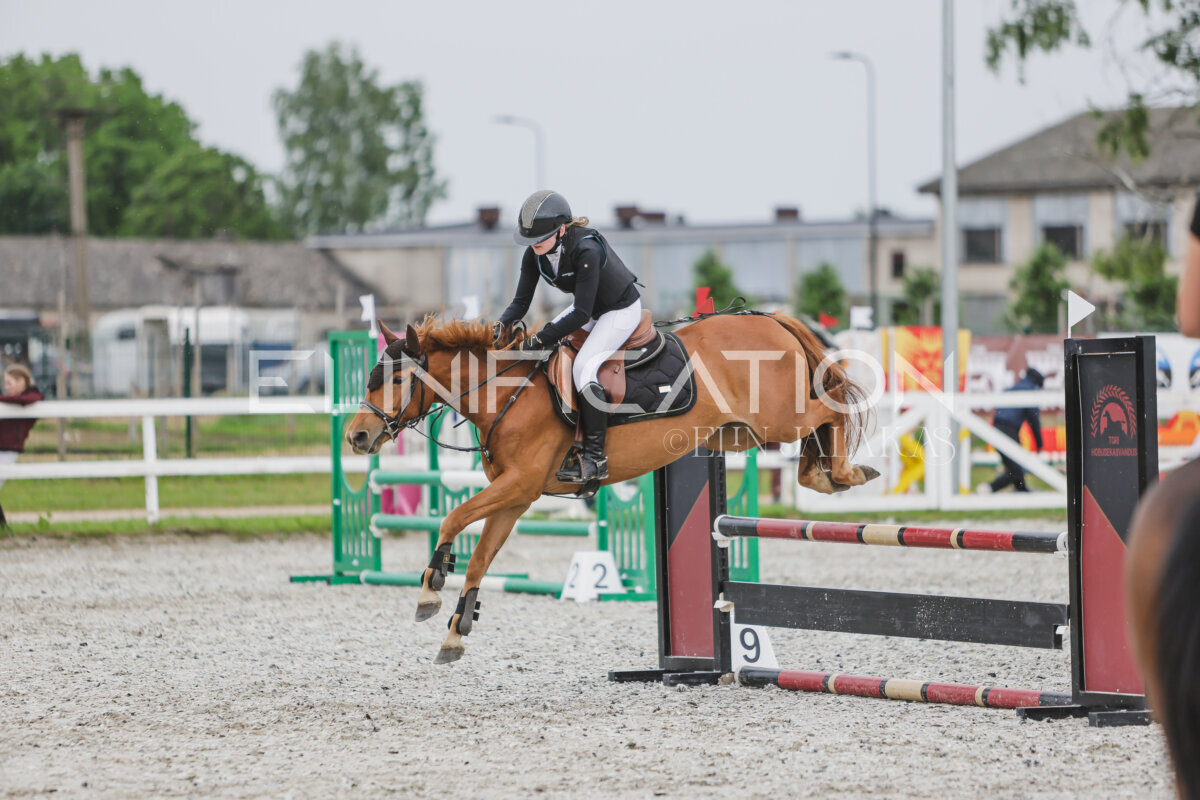 Tori_Karikas_2026_80_082