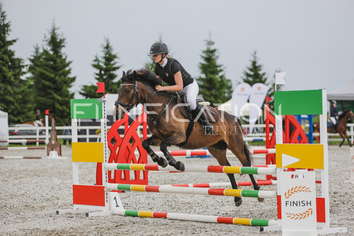 Tori_Karikas_2026_80_085