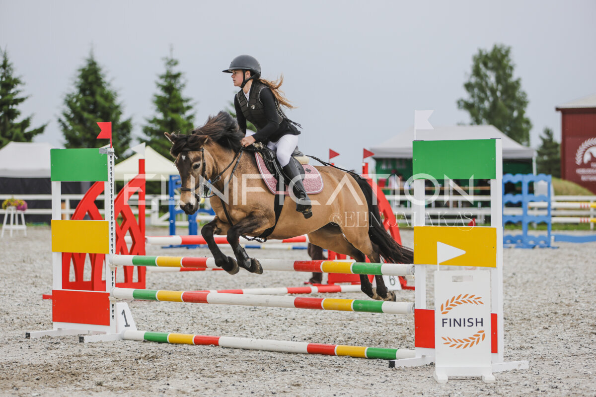 Tori_Karikas_2026_80_118