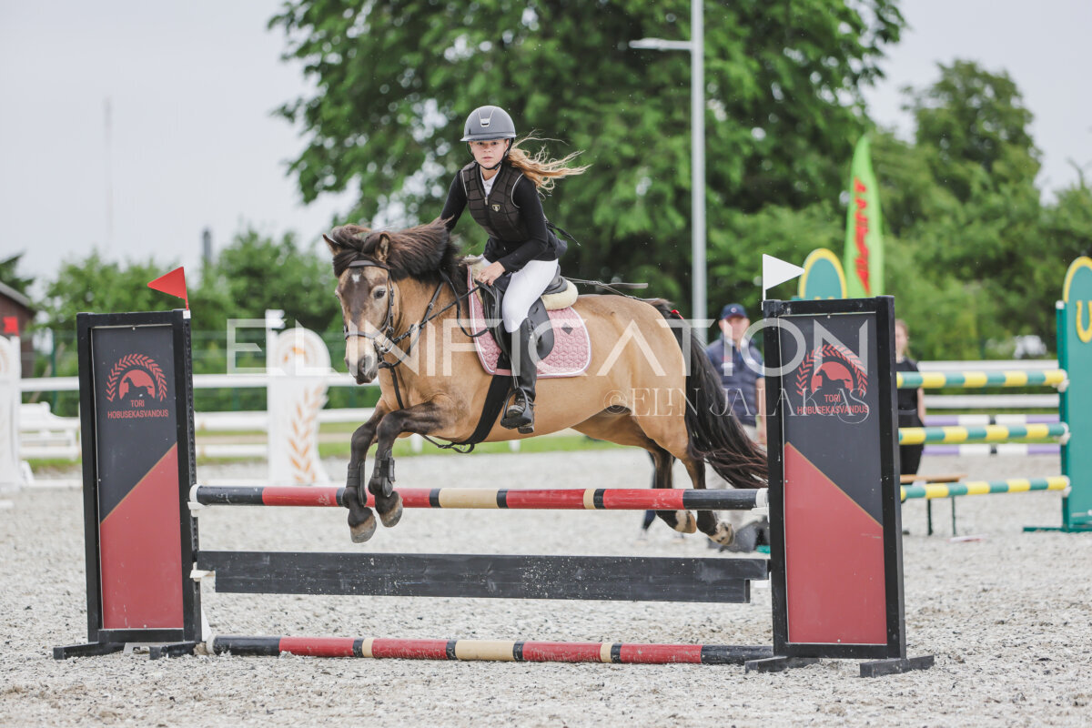 Tori_Karikas_2026_80_128