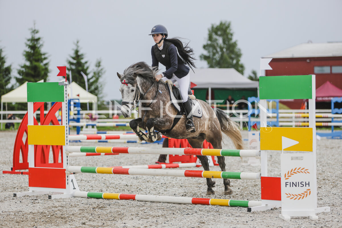 Tori_Karikas_2026_80_132