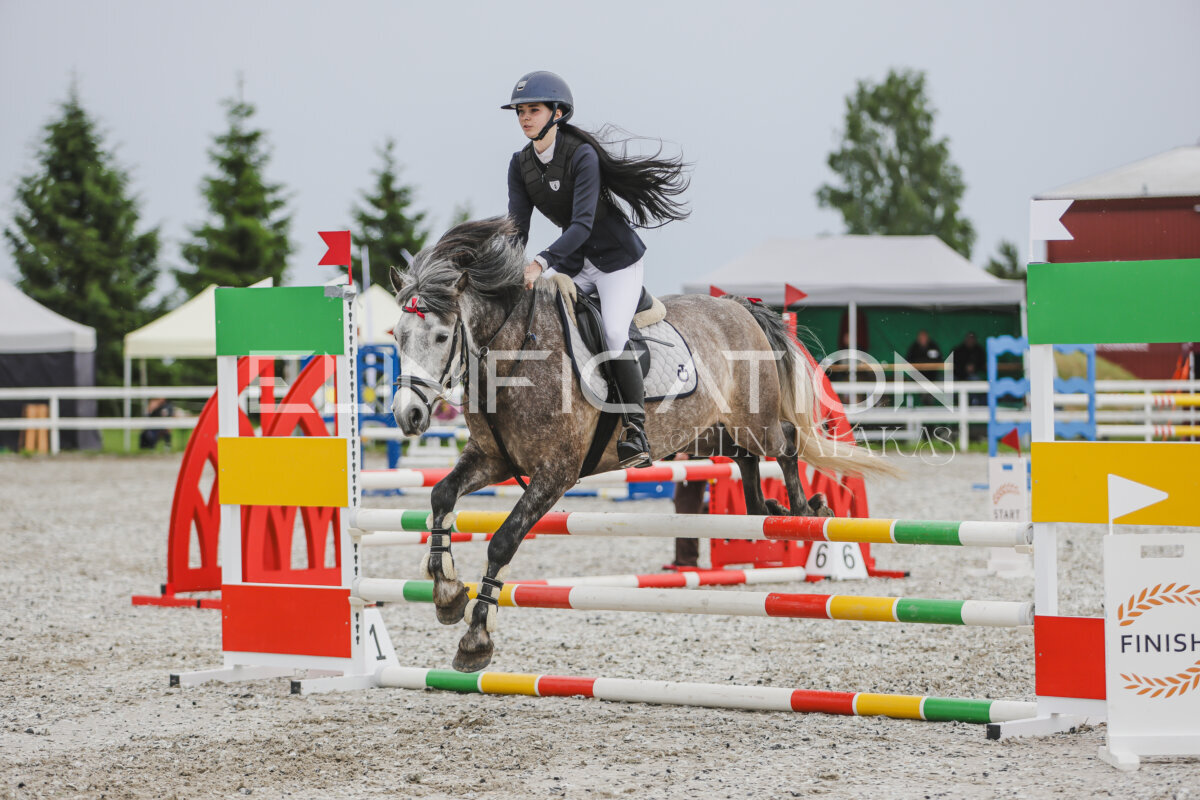 Tori_Karikas_2026_80_135