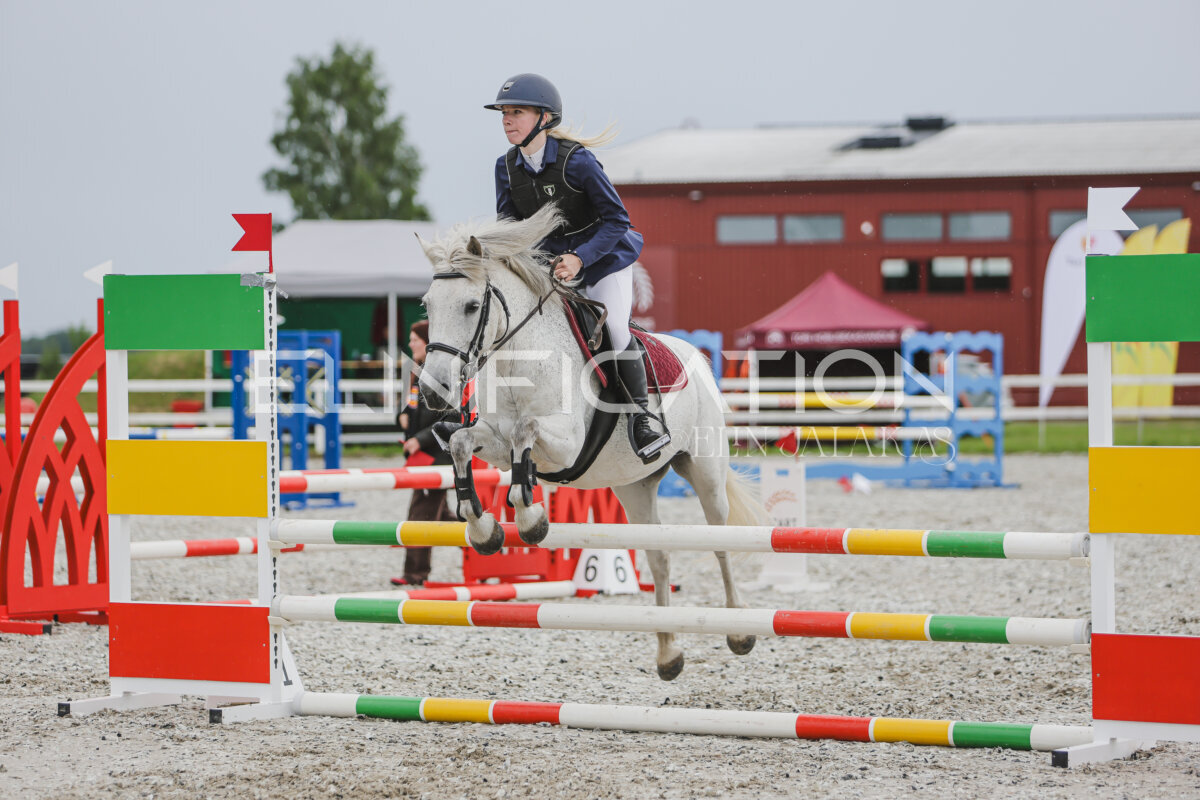 Tori_Karikas_2026_80_148
