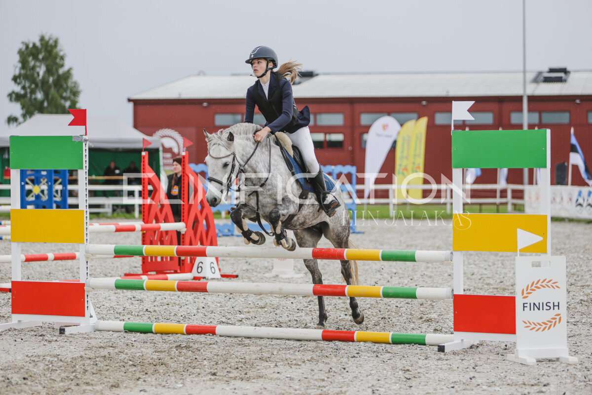 Tori_Karikas_2026_80_183