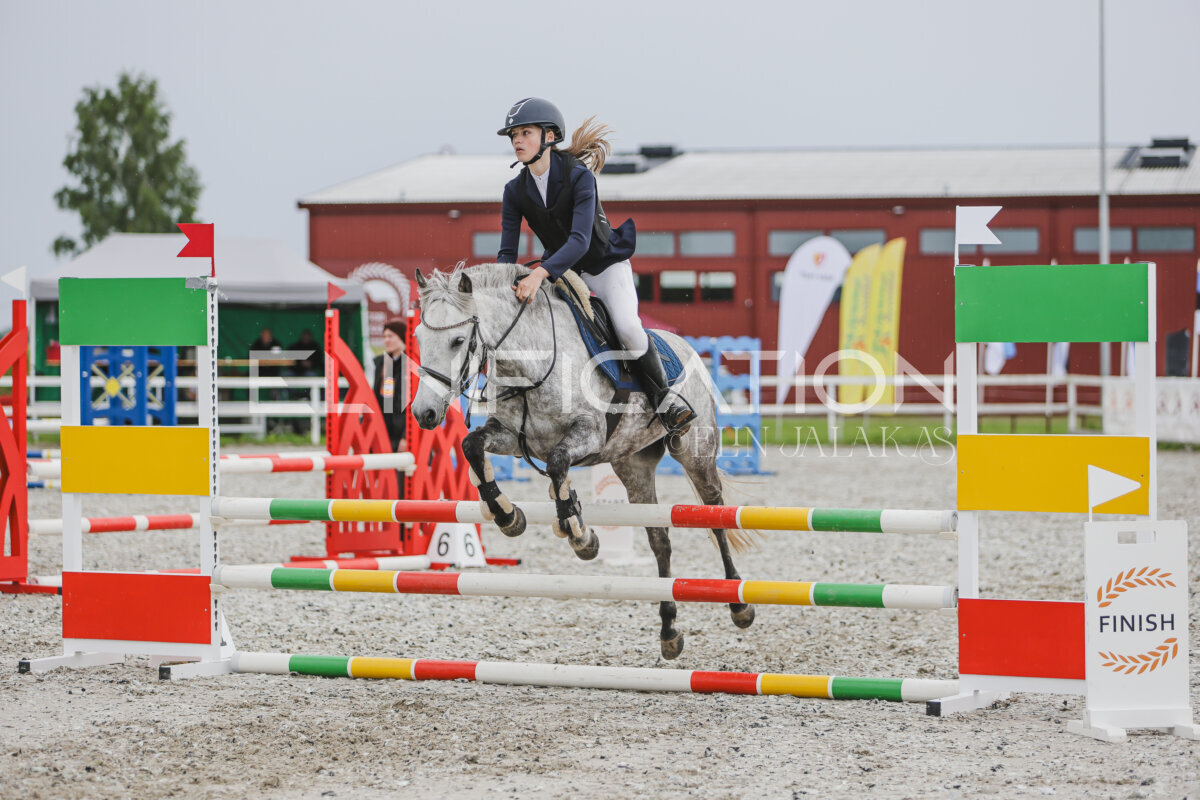 Tori_Karikas_2026_80_184