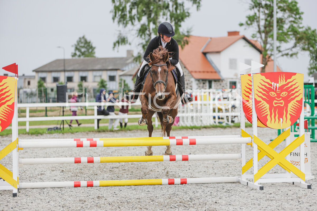 Tori_Karikas_2026_80_244