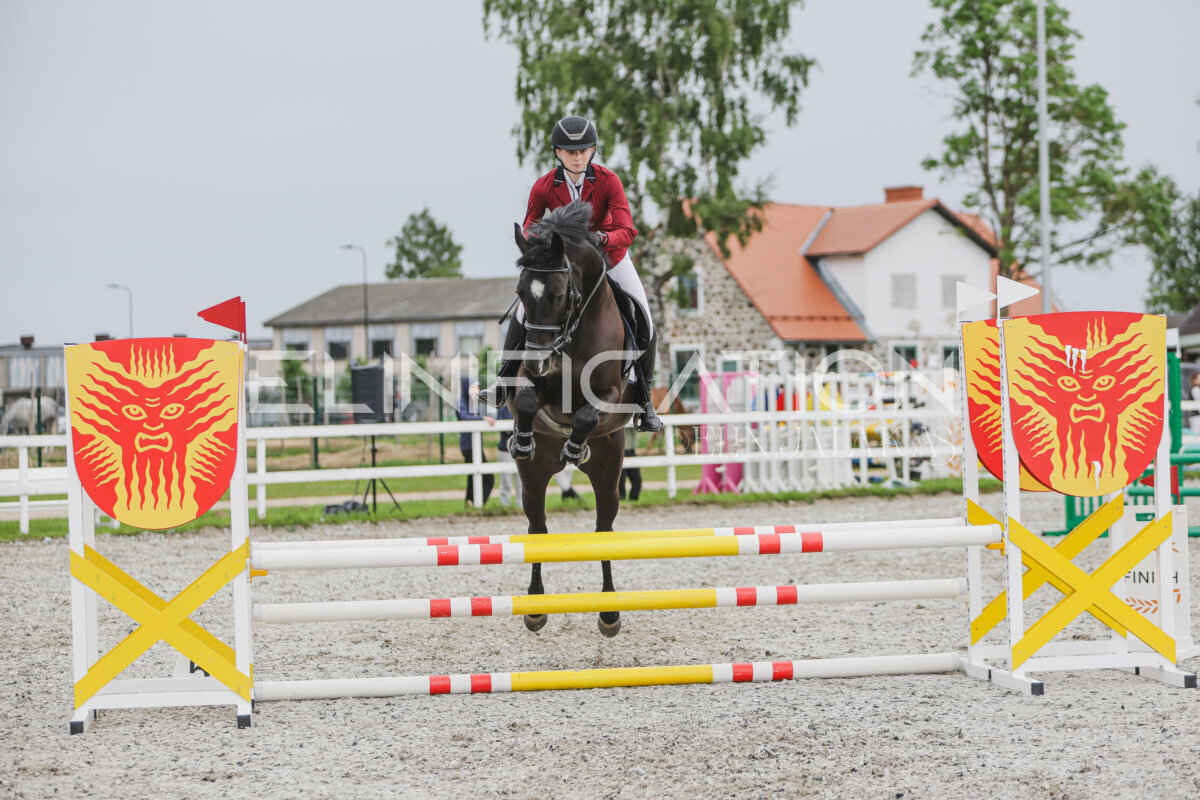Tori_Karikas_2026_80_295