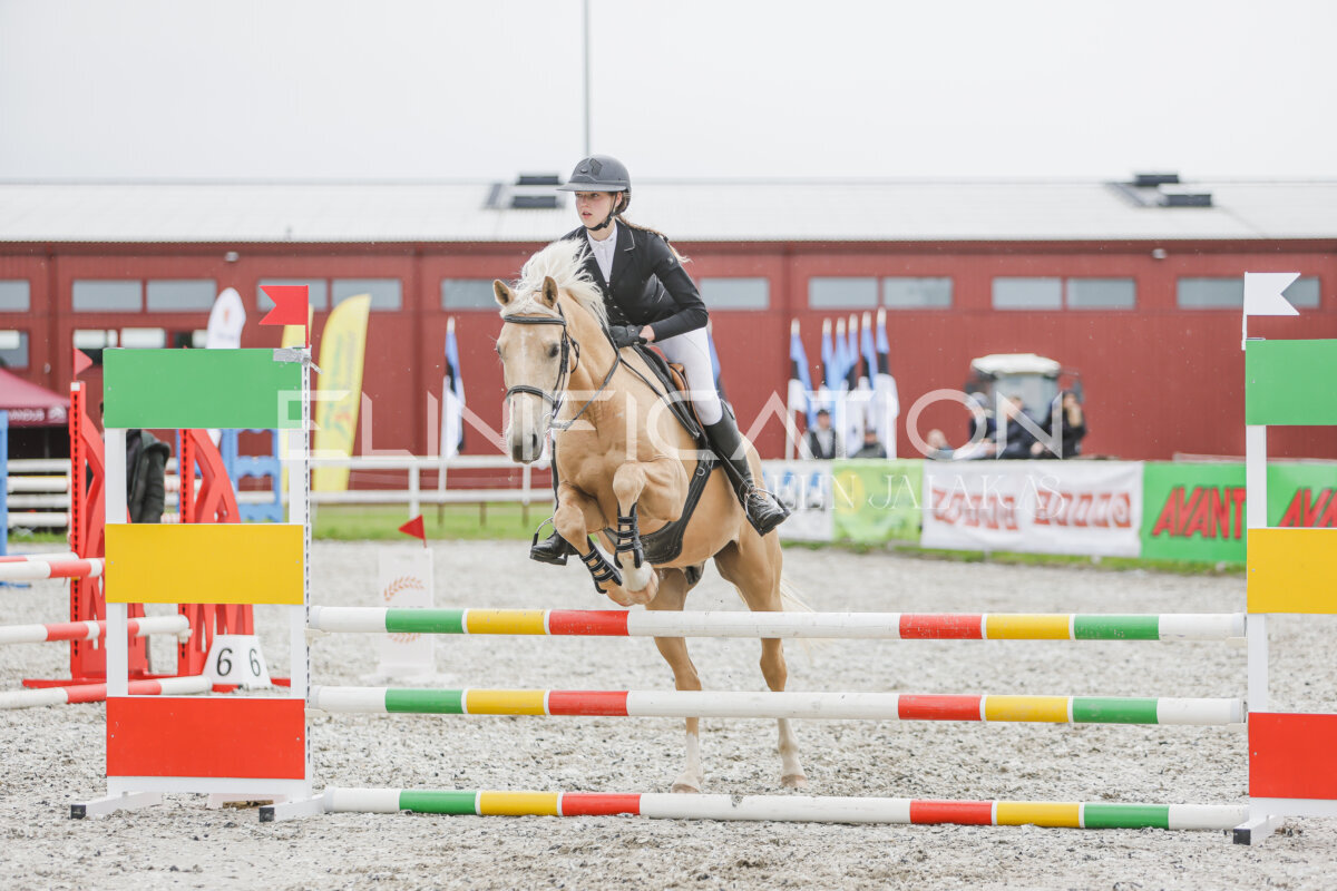 Tori_Karikas_2026_80_327