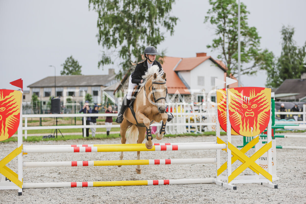 Tori_Karikas_2026_80_332