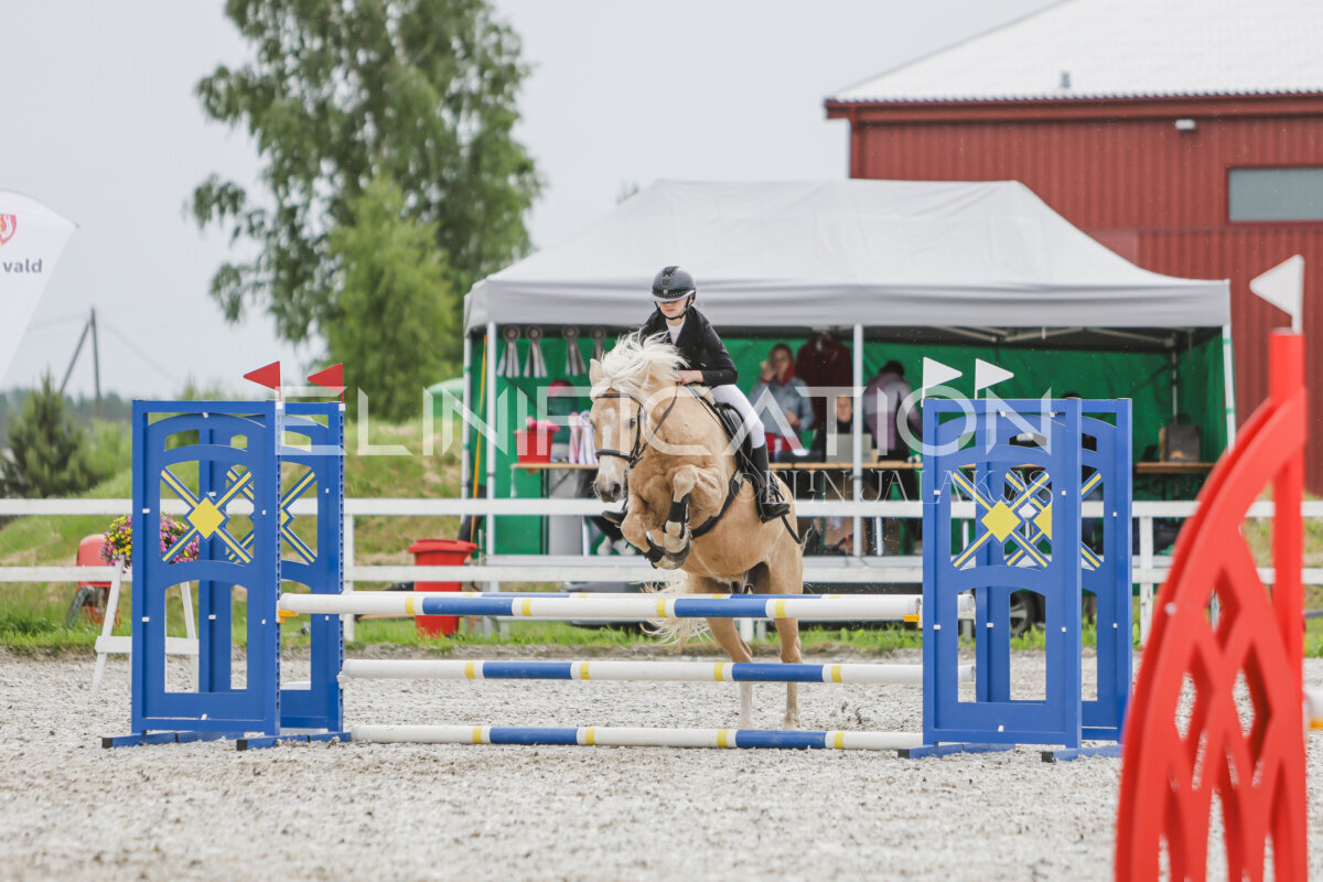 Tori_Karikas_2026_80_373