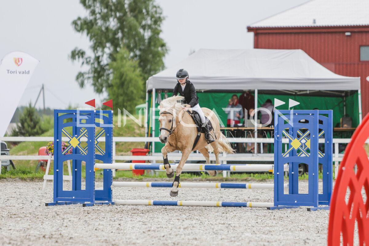 Tori_Karikas_2026_80_377