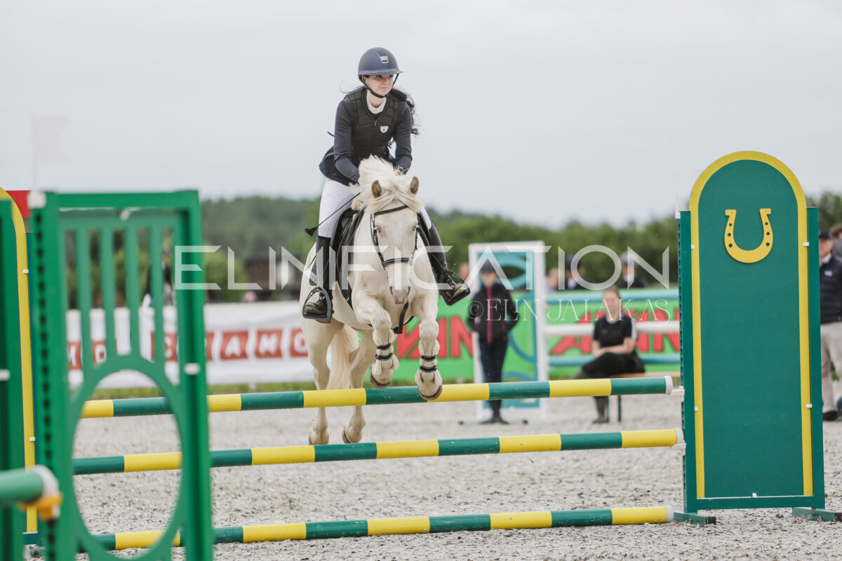 Tori_Karikas_2026_90_003