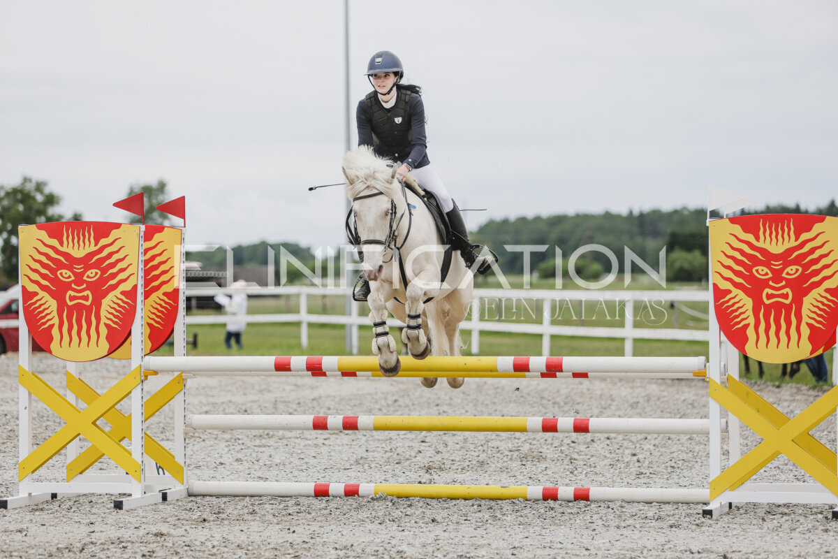 Tori_Karikas_2026_90_008