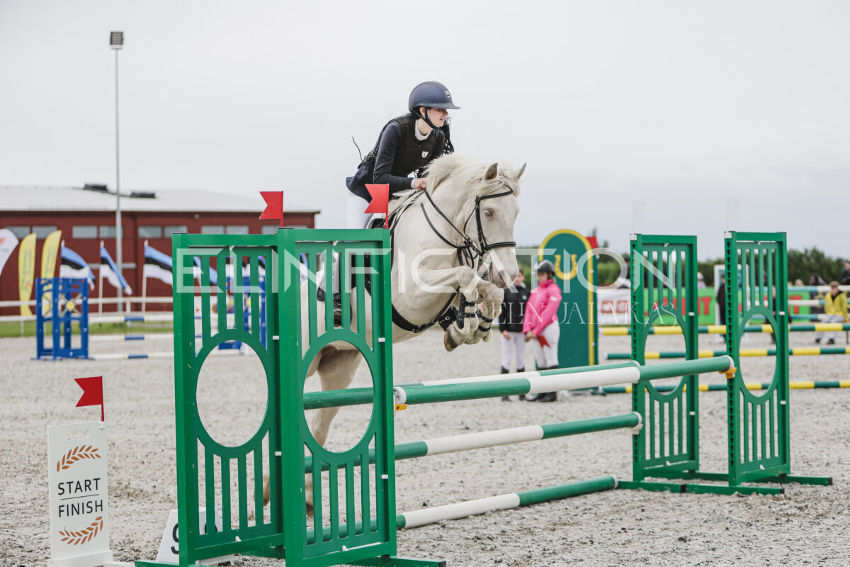 Tori_Karikas_2026_90_012