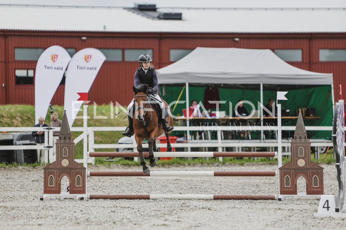 Tori_Karikas_2026_90_054