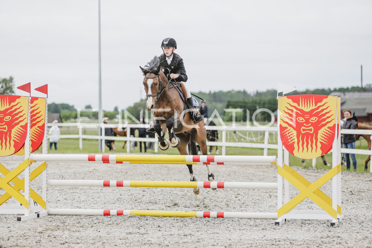 Tori_Karikas_2026_90_066