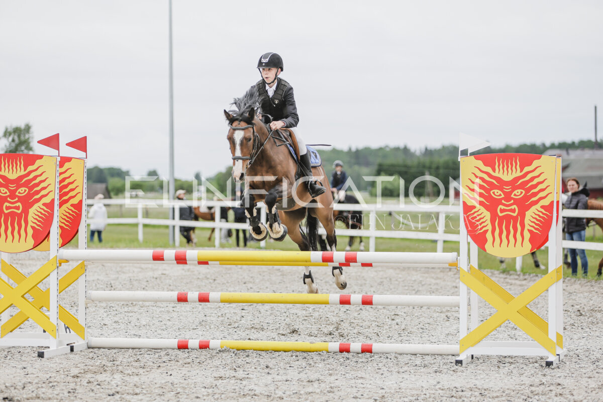Tori_Karikas_2026_90_067