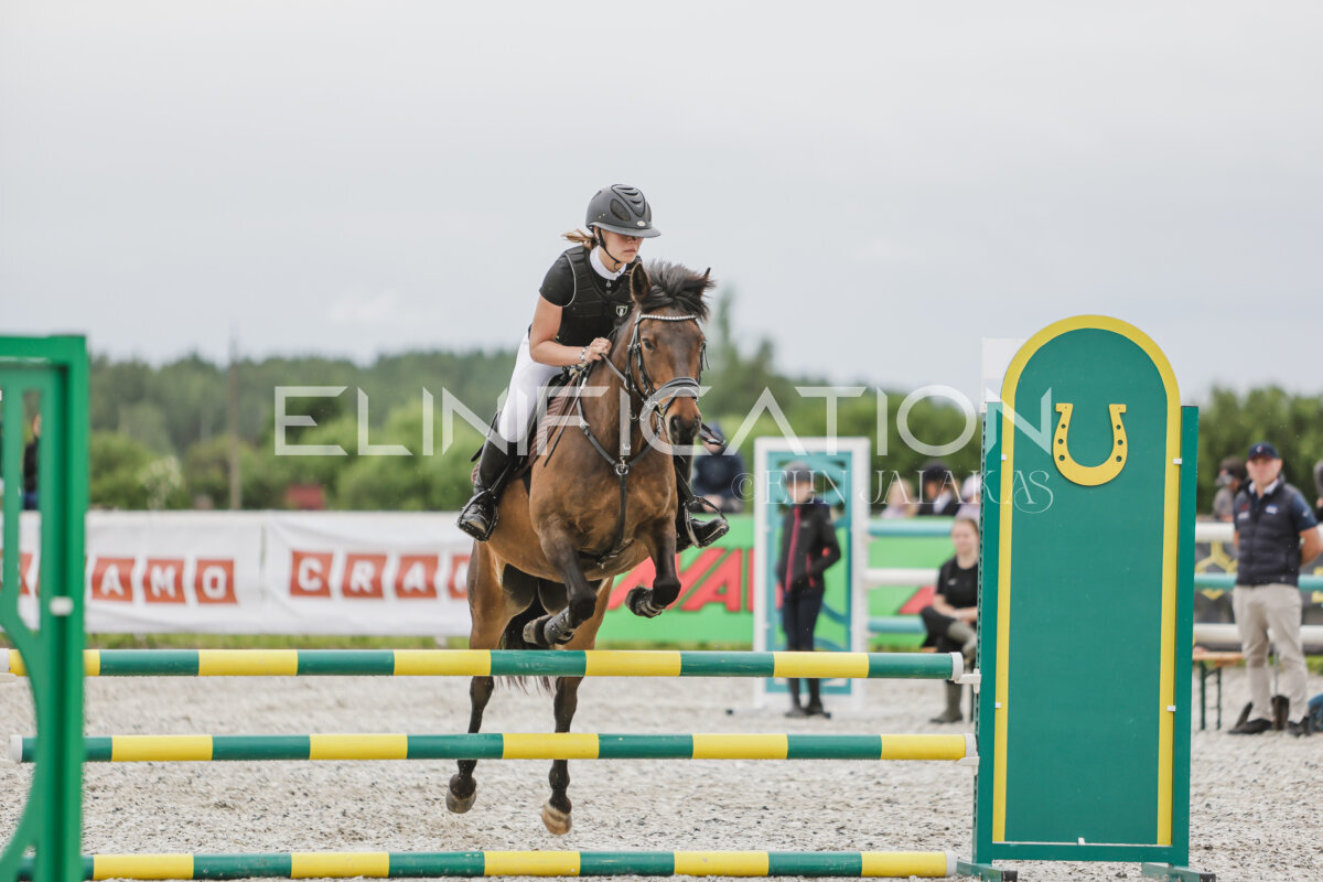 Tori_Karikas_2026_90_081