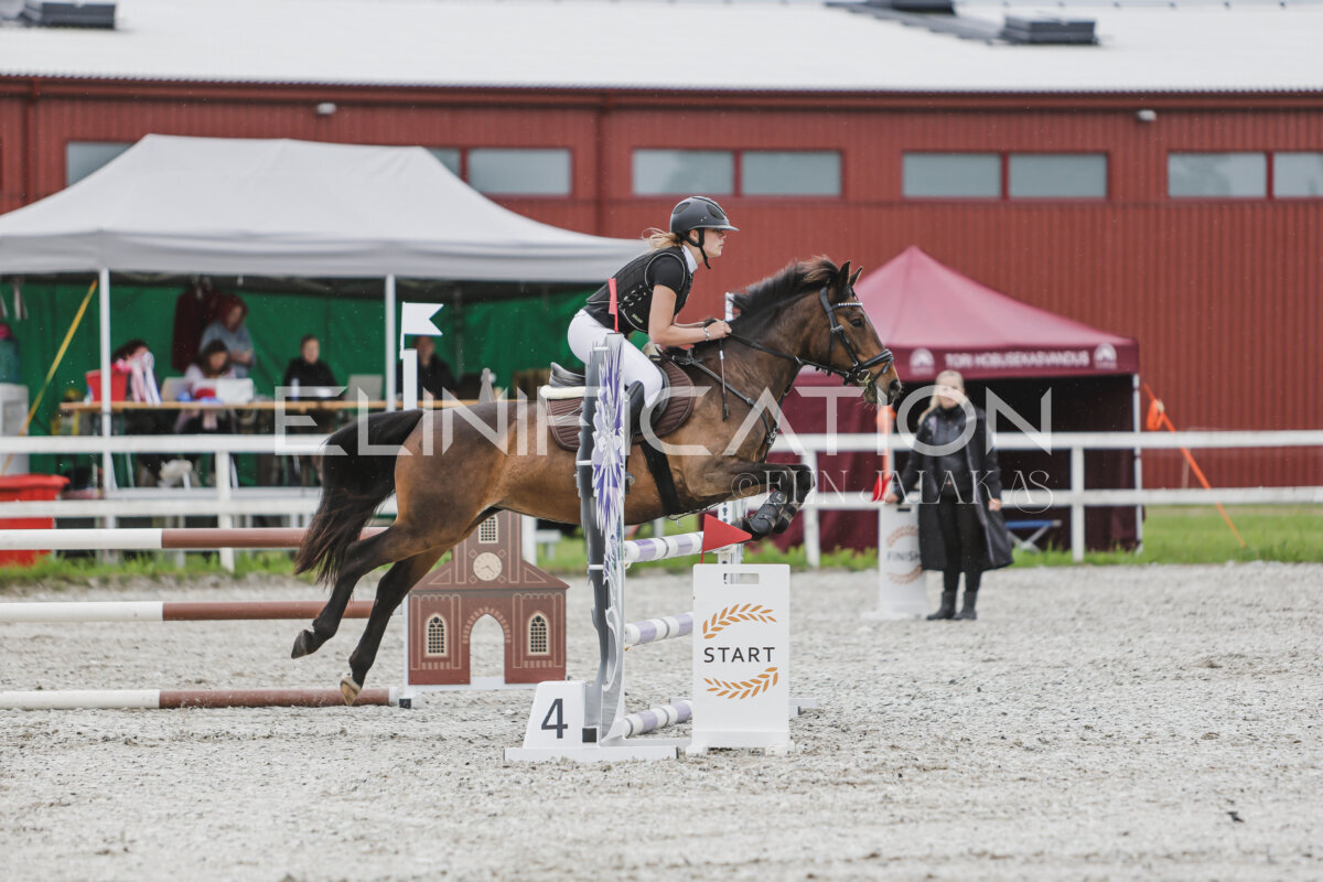 Tori_Karikas_2026_90_083