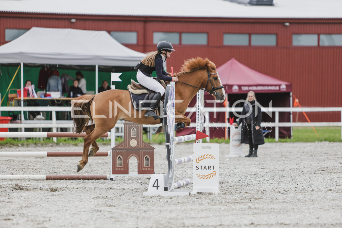 Tori_Karikas_2026_90_100