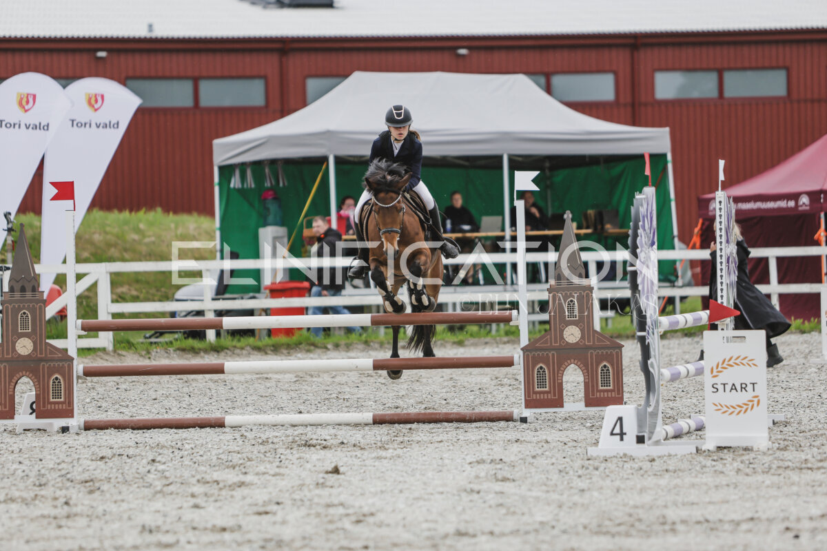 Tori_Karikas_2026_90_124