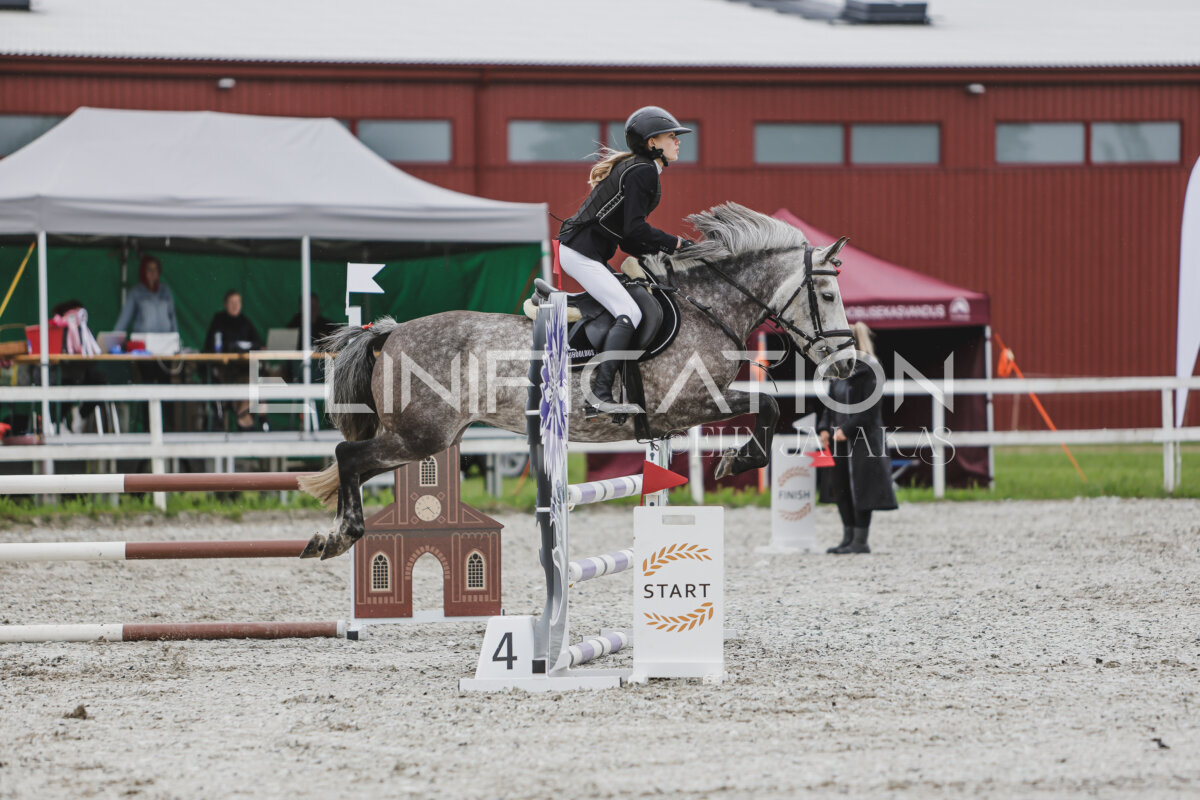 Tori_Karikas_2026_90_135