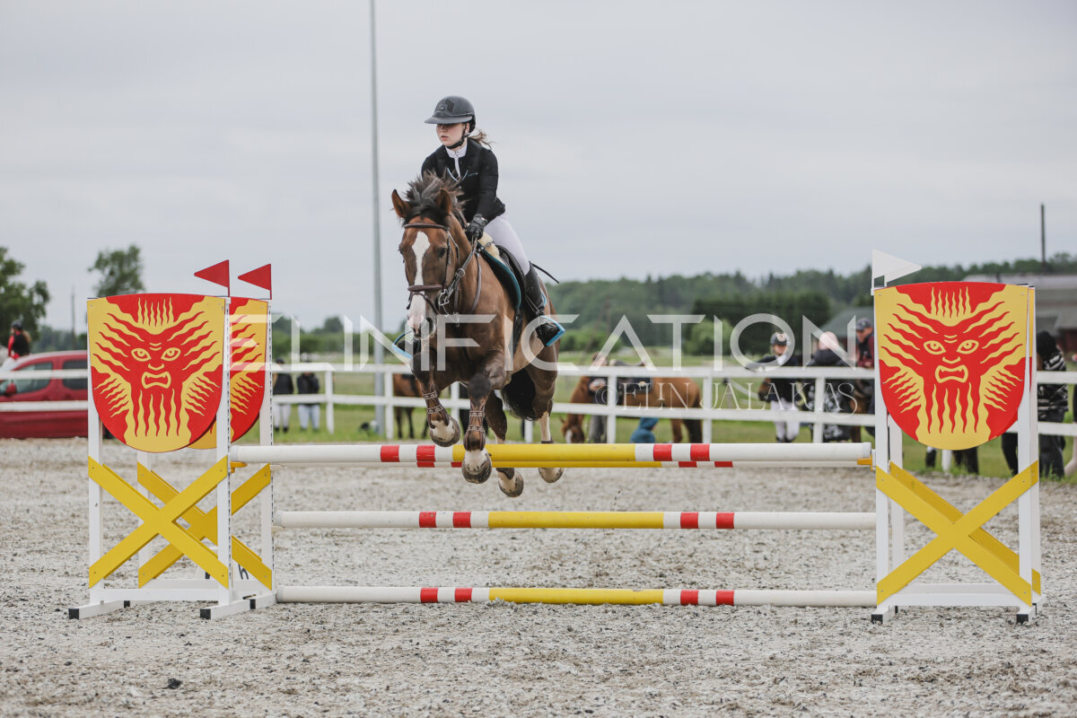 Tori_Karikas_2026_90_184