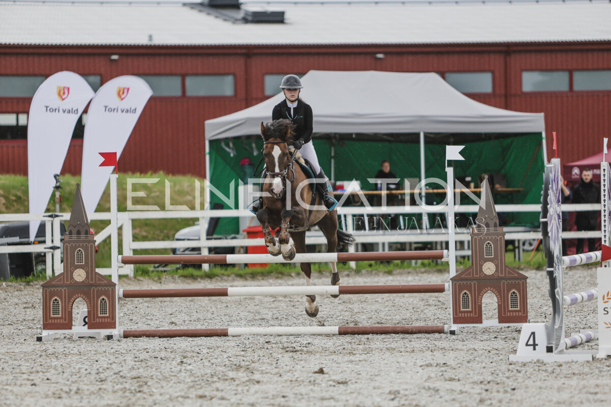 Tori_Karikas_2026_90_186