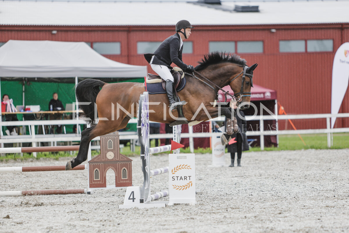 Tori_Karikas_2026_90_194