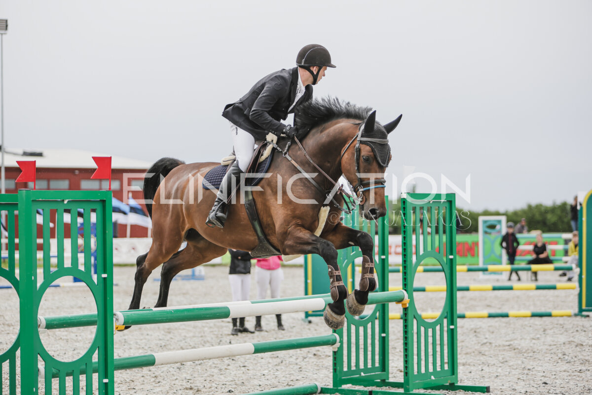 Tori_Karikas_2026_90_197