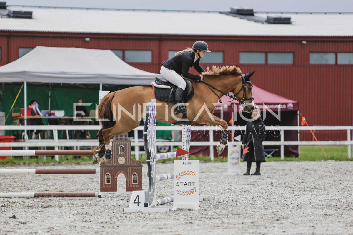 Tori_Karikas_2026_90_215