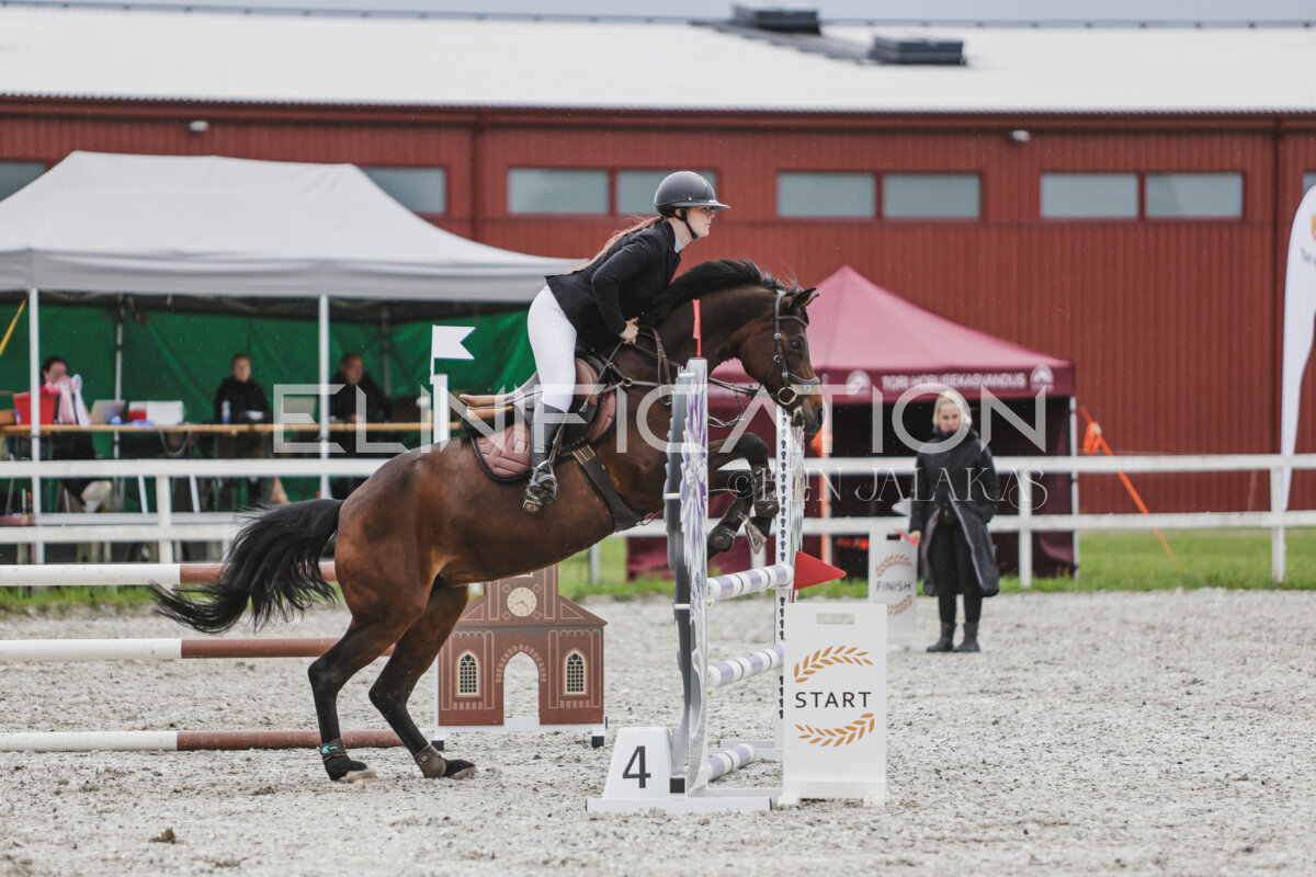 Tori_Karikas_2026_90_230
