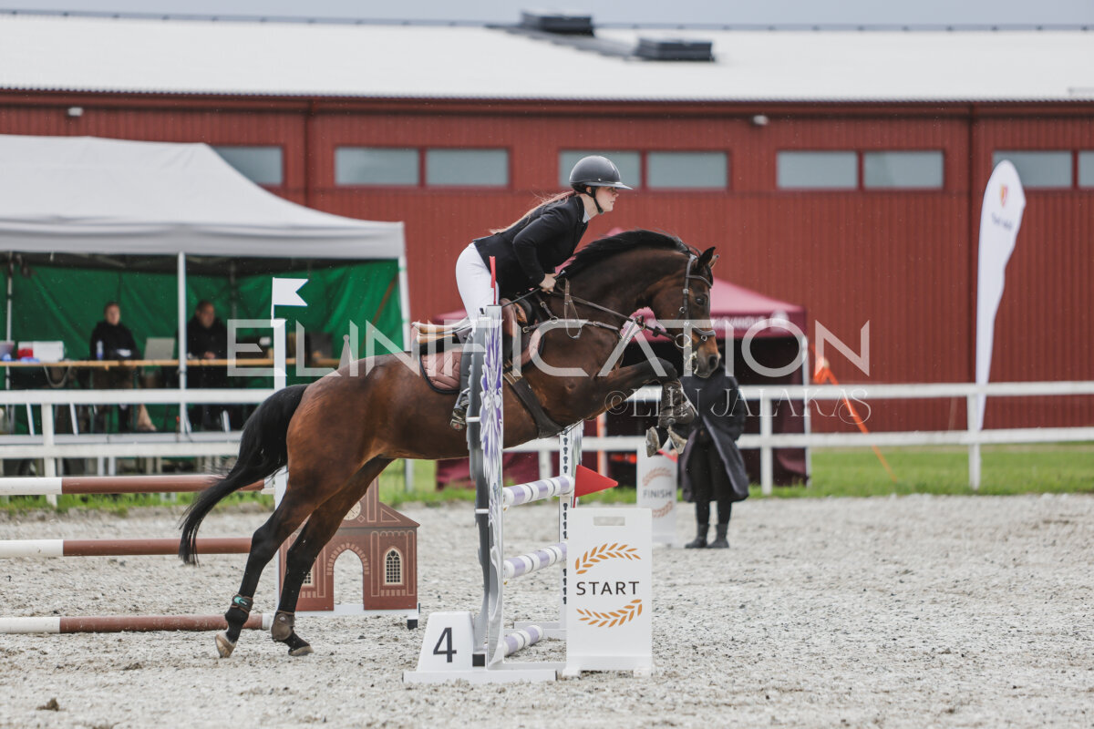 Tori_Karikas_2026_90_232